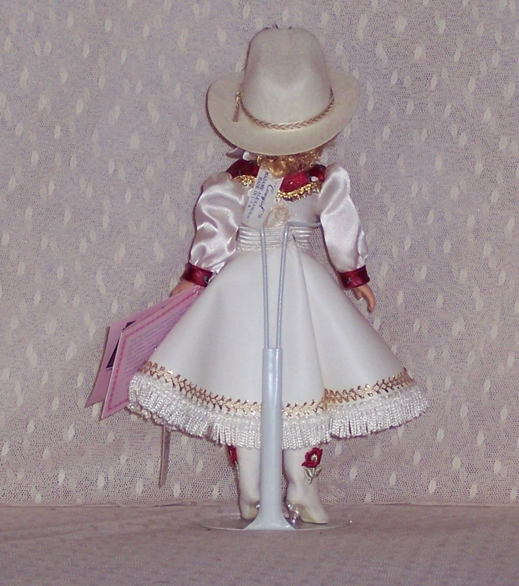 Madame Alexander - Cowgirl #1132 - Portrettes Madame Alexander - Cowgirl #1132 - Portrettes