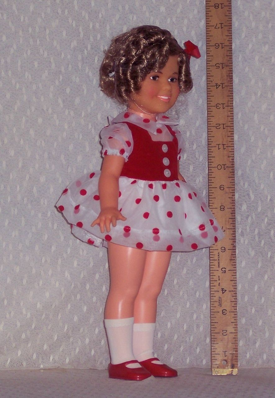 Shirley Temple by Ideal Toys for Montgomery Wards. Shirley Temple by Ideal Toys for Montgomery Wards.