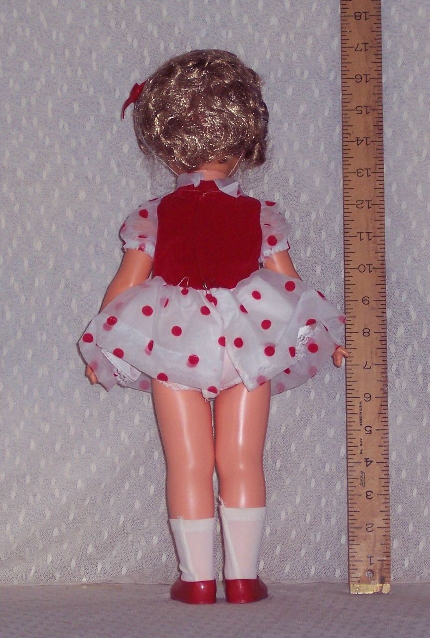 Shirley Temple by Ideal Toys for Montgomery Wards. Shirley Temple by Ideal Toys for Montgomery Wards.