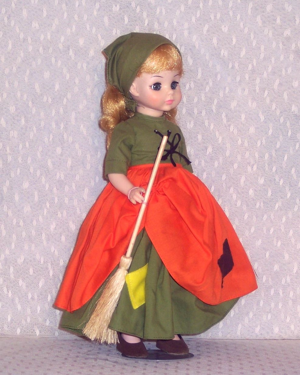 Madame Alexander - Poor Cinderella # 1540 Madame Alexander - Poor Cinderella # 1540