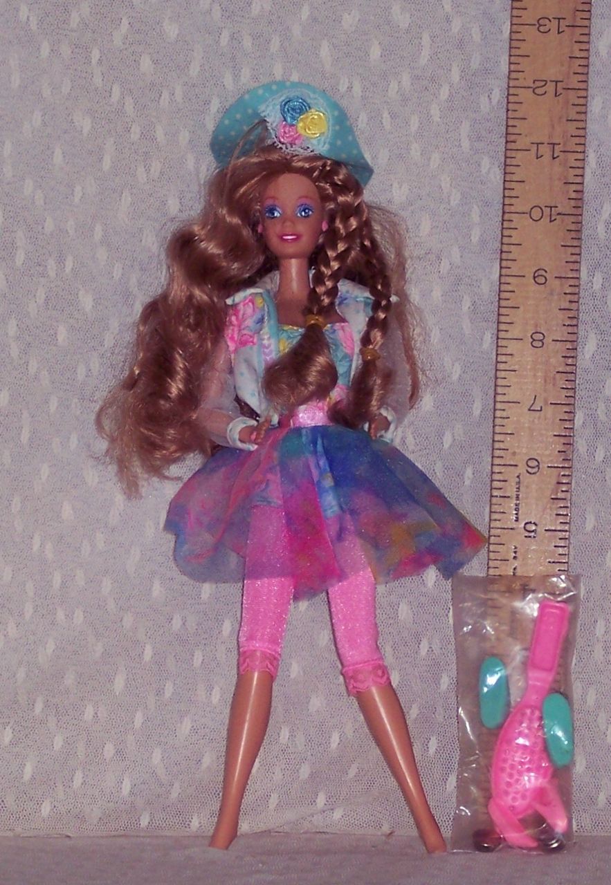 Barbie Dolls - Teen Talk Barbie - # 5745 Barbie Dolls - Teen Talk Barbie - # 5745