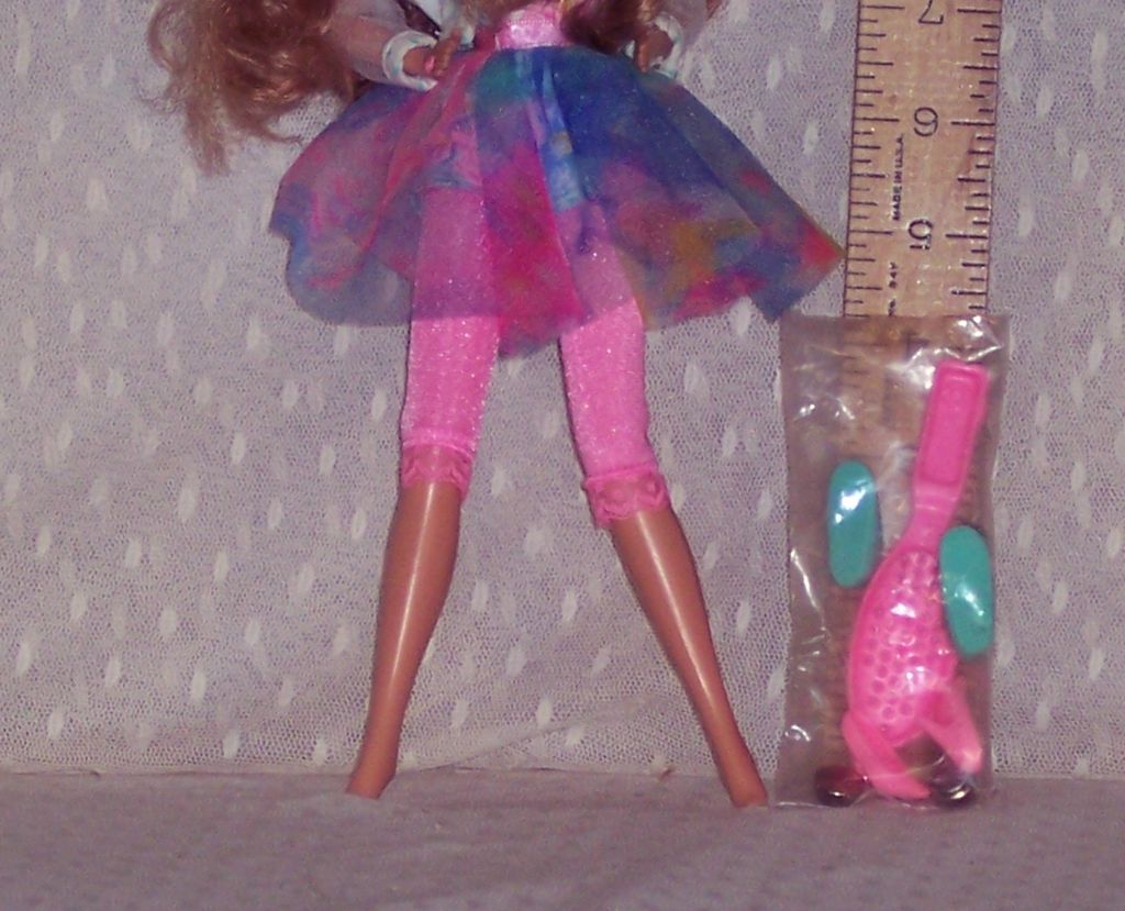 Barbie Dolls - Teen Talk Barbie - # 5745 Barbie Dolls - Teen Talk Barbie - # 5745