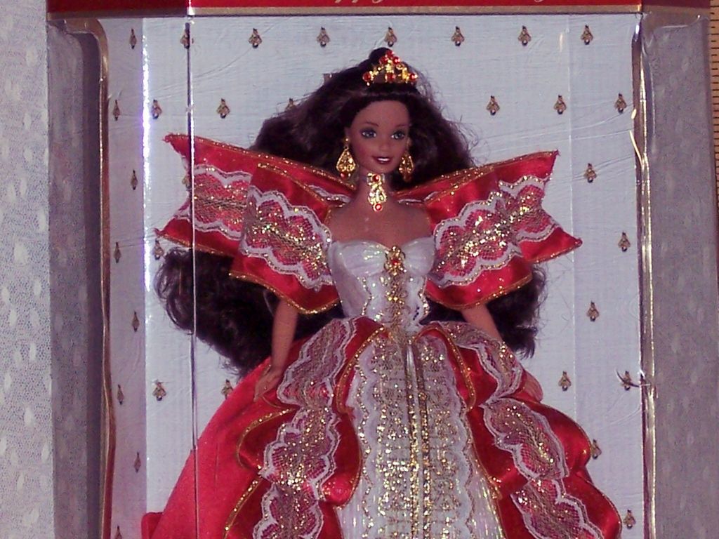 Barbie Dolls - Happy Holidays - 10th Anniversary Edition - 1997 Barbie Dolls - Happy Holidays - 10th Anniversary Edition - 1997
