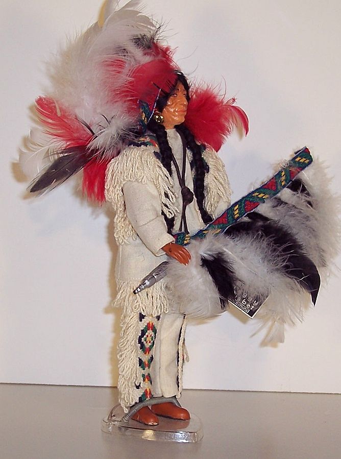 Peggy Nisbet - Sitting Bull - P824 Peggy Nisbet - Sitting Bull - P824