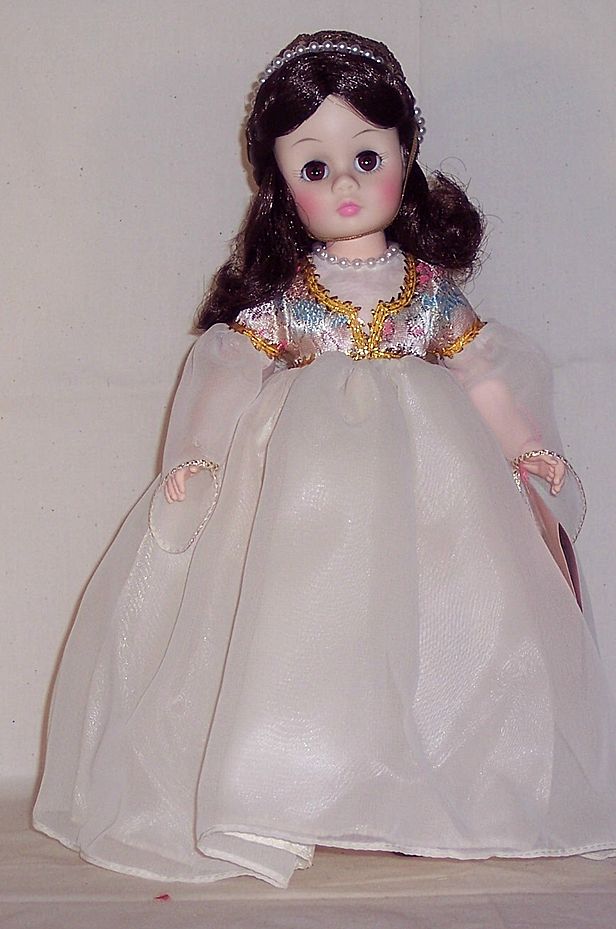 Madame Alexander - Juliet #1370 Madame Alexander - Juliet #1370