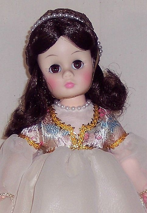 Madame Alexander - Juliet #1370 Madame Alexander - Juliet #1370