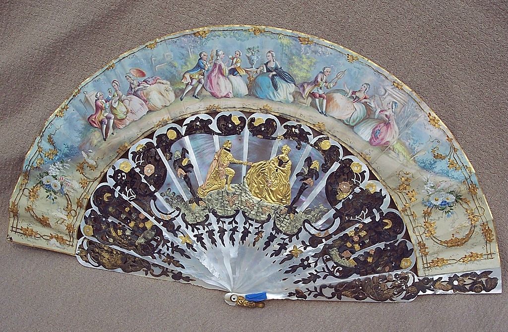 Antique 19 Century Spanish Hand Fan Antique 19 Century Spanish Hand Fan