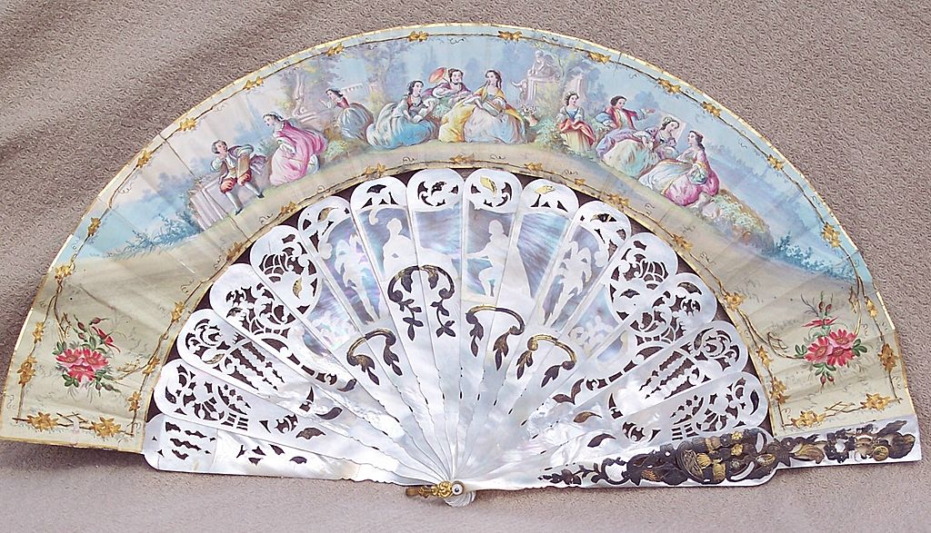 Antique 19 Century Spanish Hand Fan Antique 19 Century Spanish Hand Fan