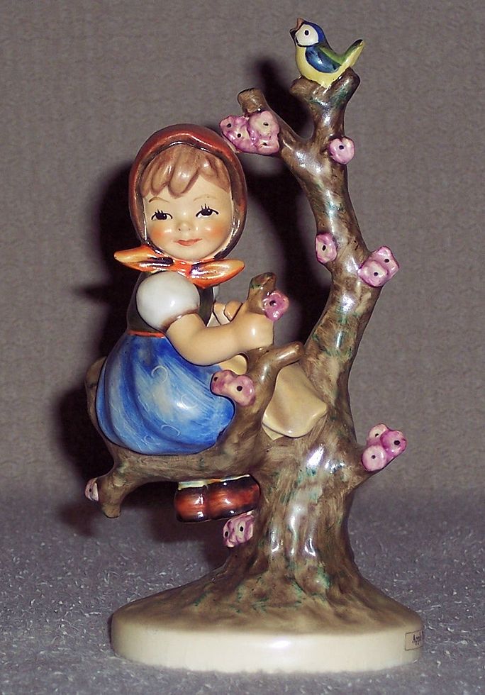 Hummel - Apple Tree Girl -TM5 Hummel - Apple Tree Girl -TM5