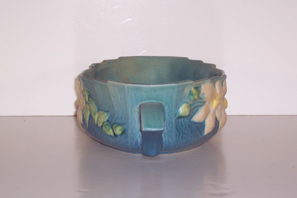 Roseville Pottery – Blue Clematis Console Bowl # 458-10 Roseville Pottery – Blue Clematis Console Bowl # 458-10