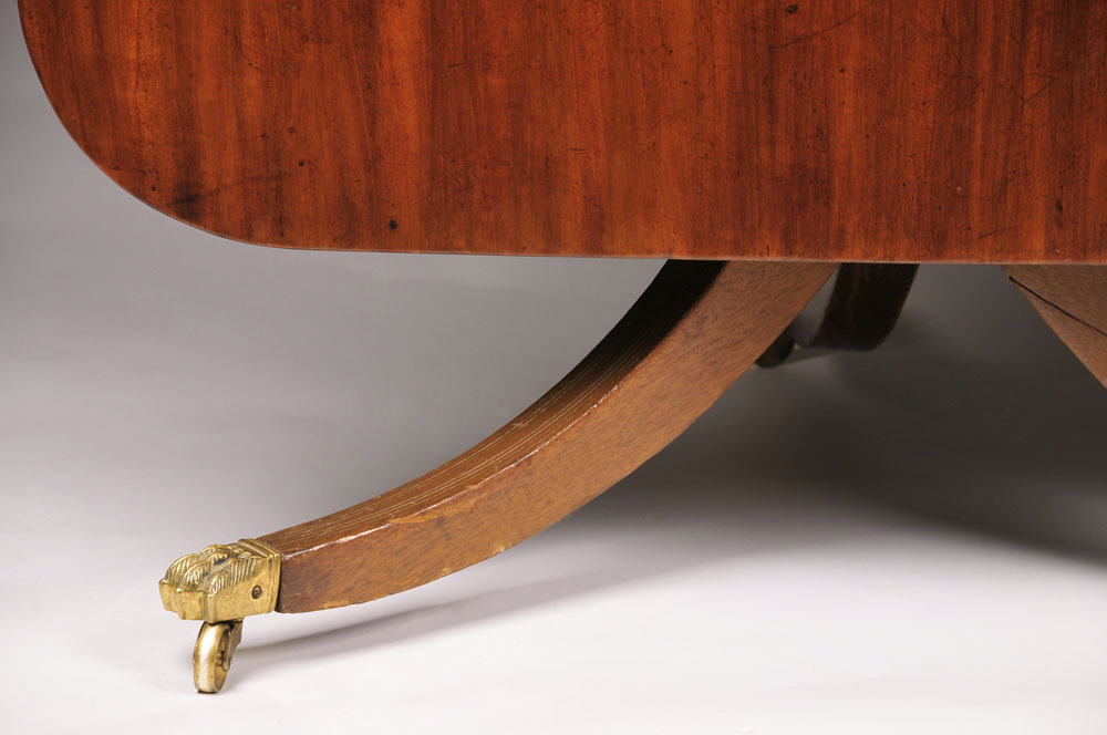 19th Century English Mahogany Tilt-Top Breakfast Table 19th Century English Mahogany Tilt-Top Breakfast Table