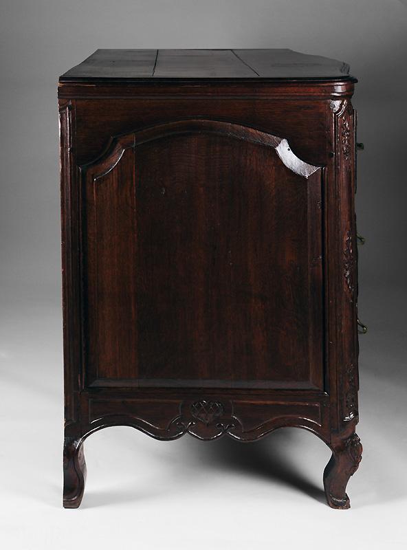 18th C. French Provincial Régence Oak Carved Commode 18th C. French Provincial Régence Oak Carved Commode