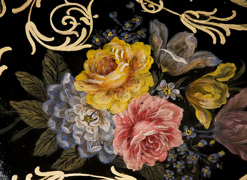 English Victorian Papier Mache Lacquer Nesting Tables English Victorian Papier Mache Lacquer Nesting Tables