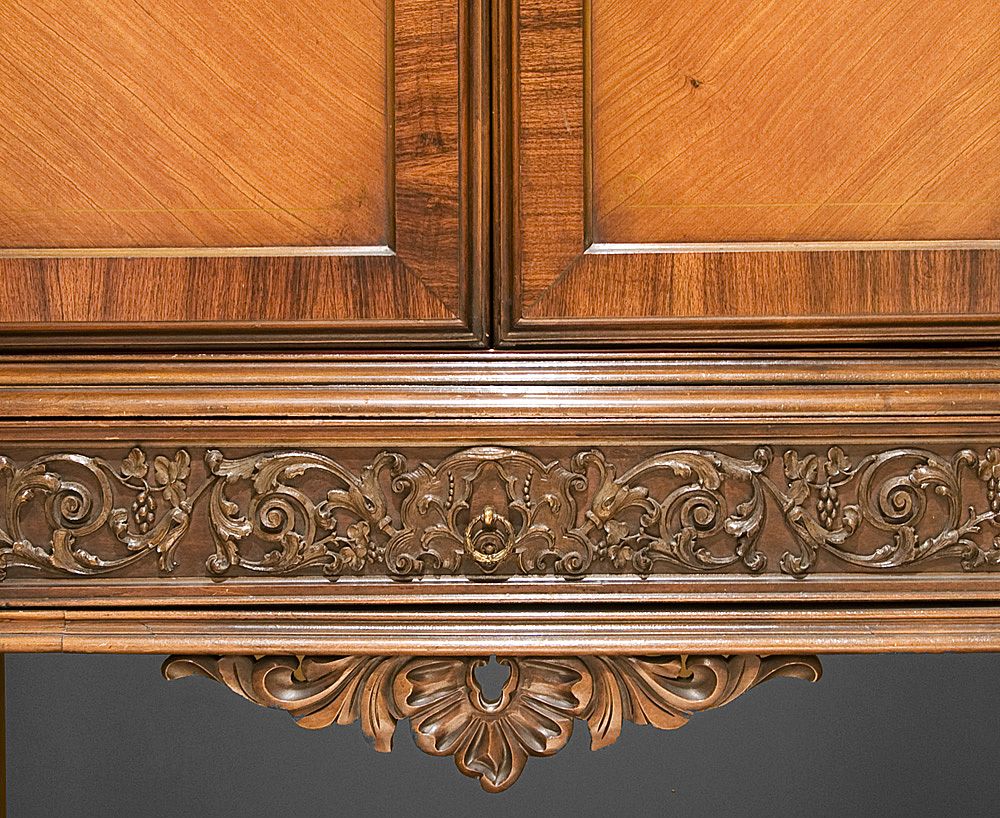 Charles II Satinwood China Cabinet On Carved Stand Charles II Satinwood China Cabinet On Carved Stand