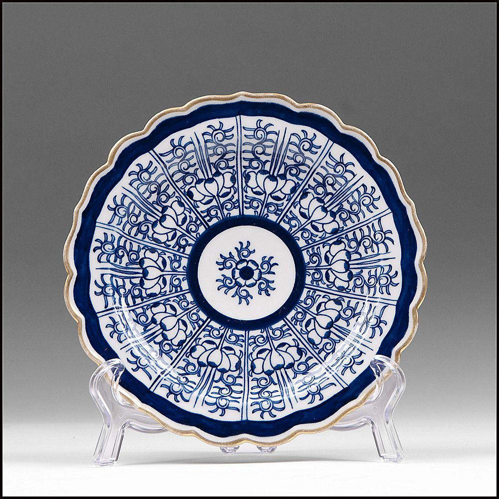 Pair Of Dr. Wall First Period Royal Lily Pattern Dessert Plates Pair Of Dr. Wall First Period Royal Lily Pattern Dessert Plates