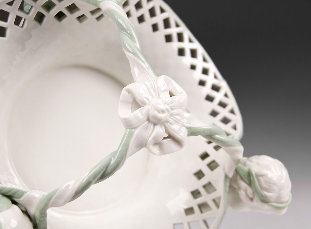 Minton 1872 Reticulated Celadon Slip Glaze Center Bowl Or Compote Minton 1872 Reticulated Celadon Slip Glaze Center Bowl Or Compote