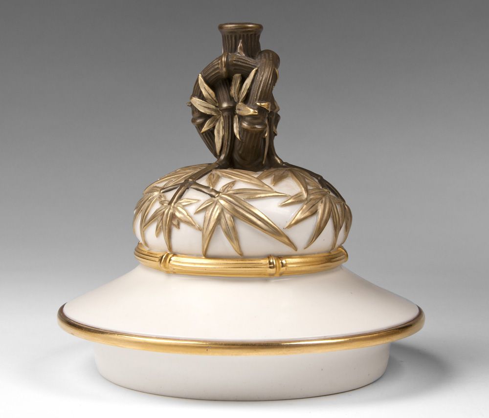 Large Royal Worcester Japanese Aesthetic Movement Vase & Cover Large Royal Worcester Japanese Aesthetic Movement Vase & Cover