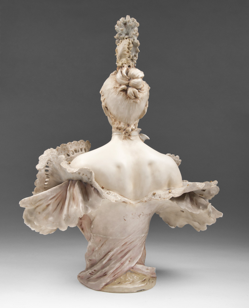 Riessner, Stellmacher & Kessel Amphora Pottery Bust Riessner, Stellmacher & Kessel Amphora Pottery Bust