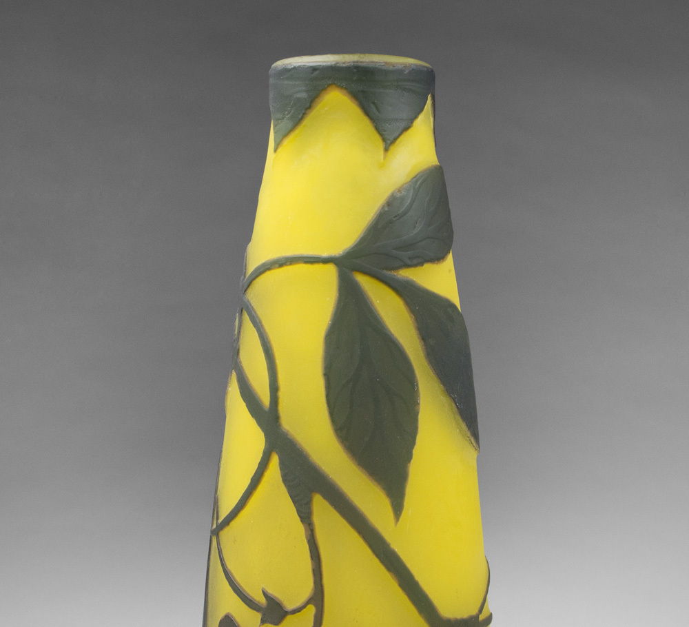 Loetz Richard Cameo Art Glass Vase Loetz Richard Cameo Art Glass Vase