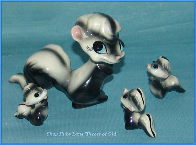 Adorable Skunk Family, Freeman McFarlin California Pottery Miniatures Adorable Skunk Family, Freeman McFarlin California Pottery Miniatures