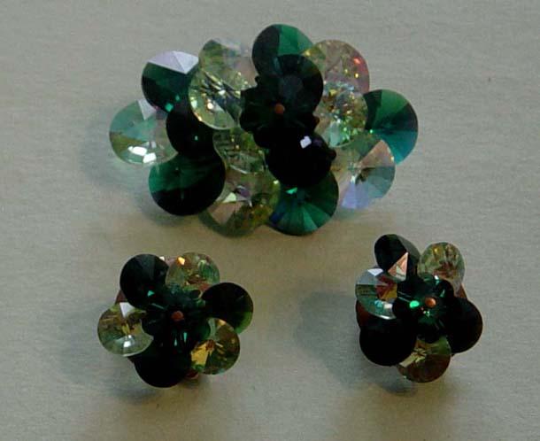 Gorgeous Green Rivoli - Margarita Glass Demi-Parure Gorgeous Green Rivoli - Margarita Glass Demi-Parure
