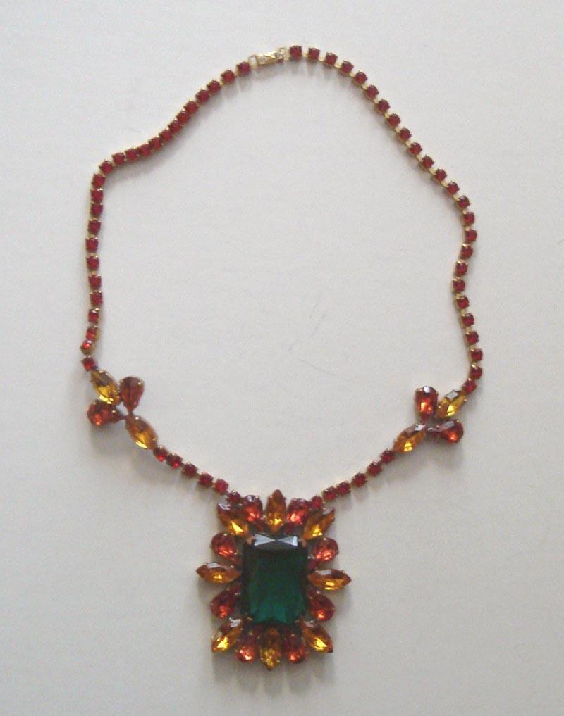 Fabulous Vintage Czech Emerald-Colored Rhinestone & Glass Necklace Fabulous Vintage Czech Emerald-Colored Rhinestone & Glass Necklace
