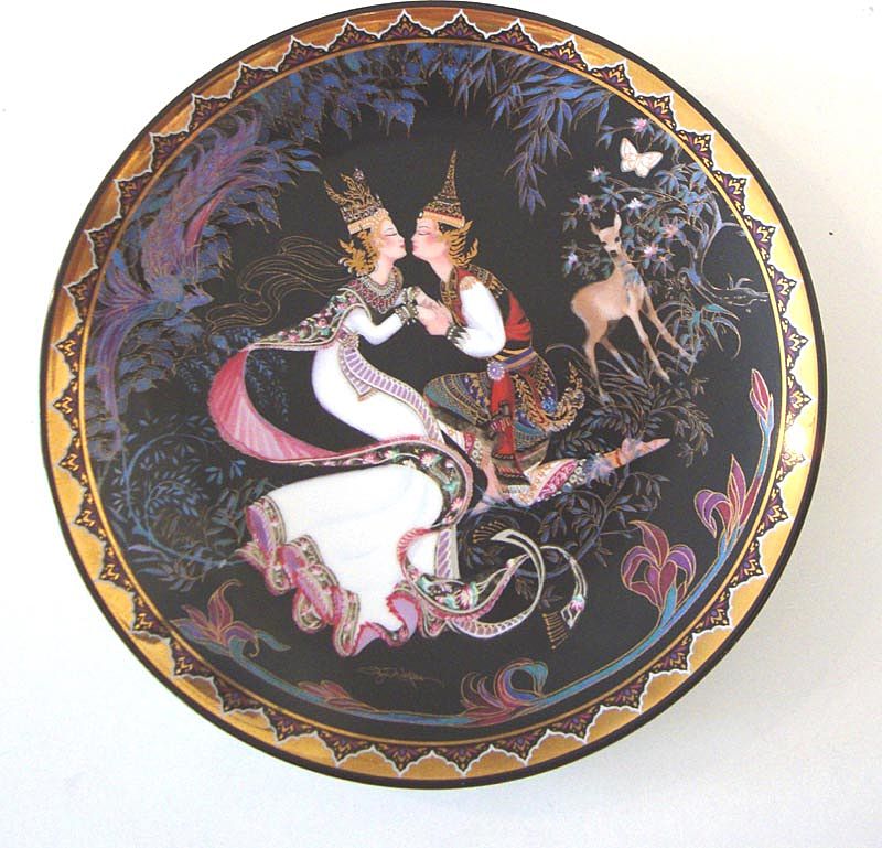 Royal Porcelain "Love Story of Siam": Thai Tale: "The Betrothal": 1st Plate in Collectors' Series Royal Porcelain "Love Story of Siam": Thai Tale: "The Betrothal": 1st Plate in Collectors' Series