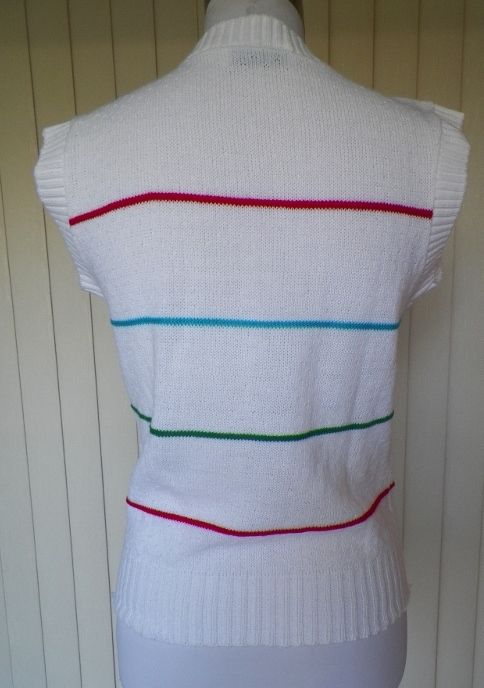 1980s Sleeveless White Knit Shell / Top 1980s Sleeveless White Knit Shell / Top