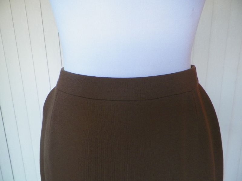 1960s Brown Knit Shell & Matching Skirt 1960s Brown Knit Shell & Matching Skirt
