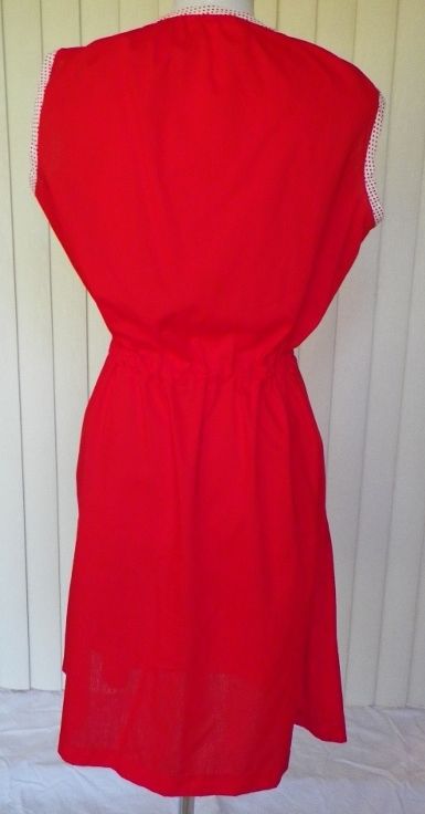 1960s Red Cotton House Dress - Smart Time 1960s Red Cotton House Dress - Smart Time