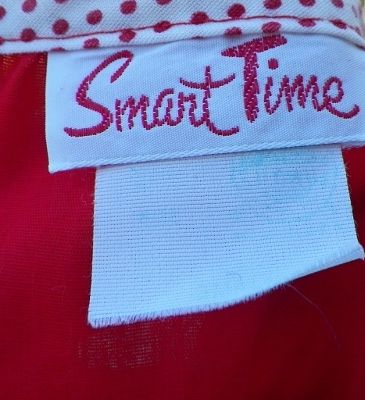 1960s Red Cotton House Dress - Smart Time 1960s Red Cotton House Dress - Smart Time