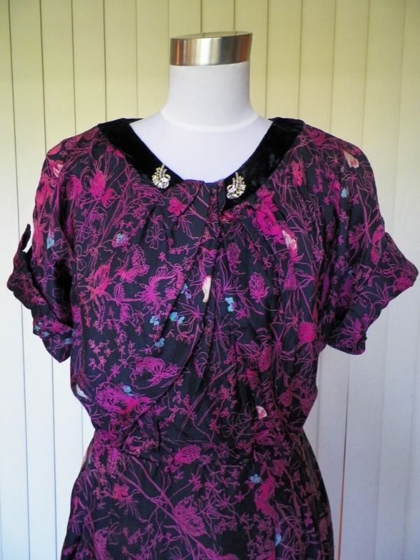 1940s Navy Blue Dress w/ Pink Floral Design 1940s Navy Blue Dress w/ Pink Floral Design