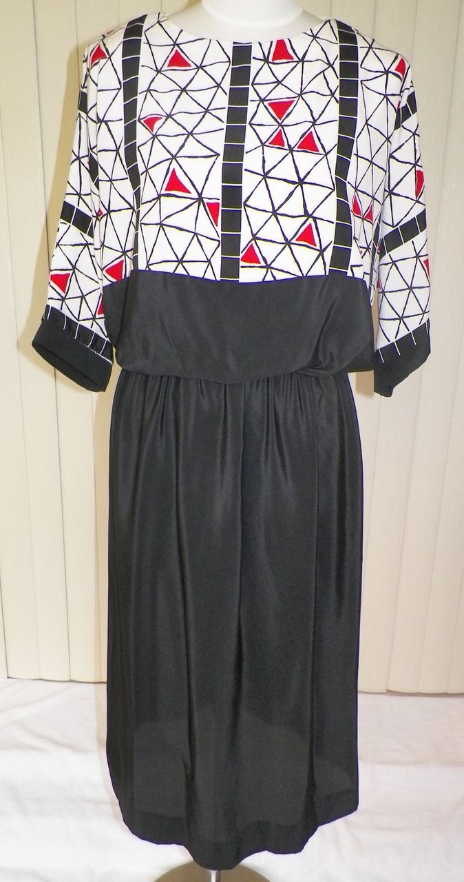 1980s Black and White Blouson Bodice Dress 1980s Black and White Blouson Bodice Dress