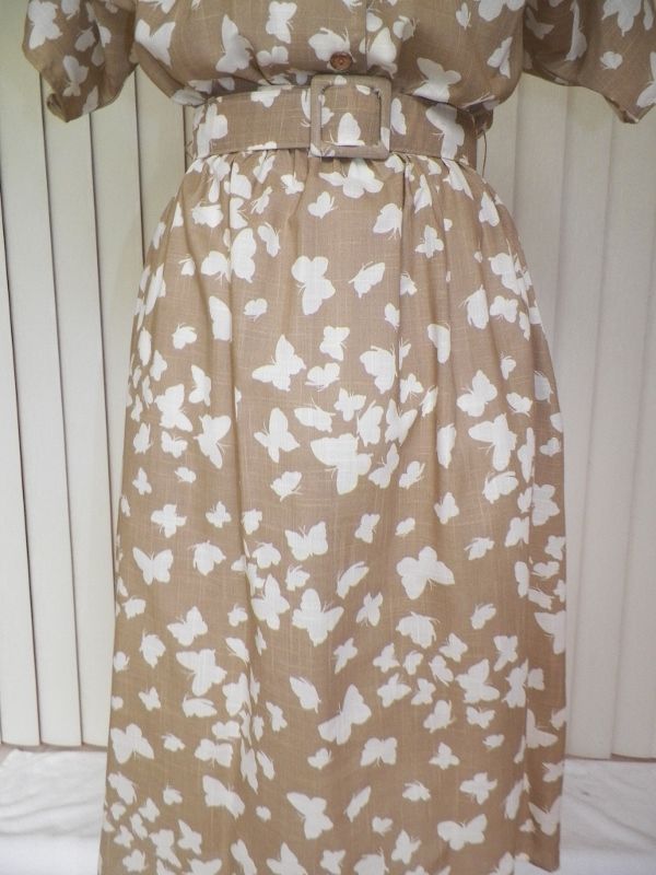 1980s Taupe Dress w/Butterfly Design 1980s Taupe Dress w/Butterfly Design