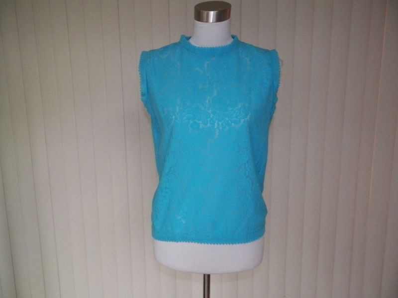 1970s Blue Lacy Look Pull Over Blouse 1970s Blue Lacy Look Pull Over Blouse