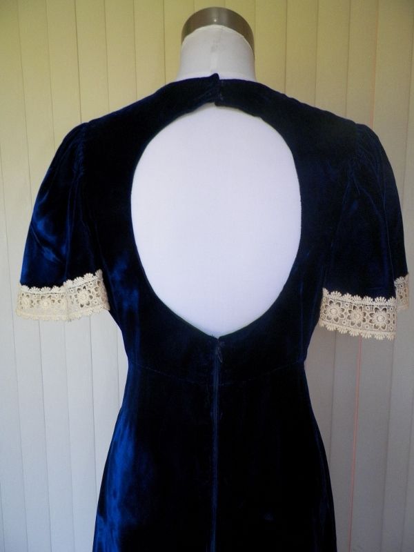 1970s Royal Blue Velvet Gown 1970s Royal Blue Velvet Gown