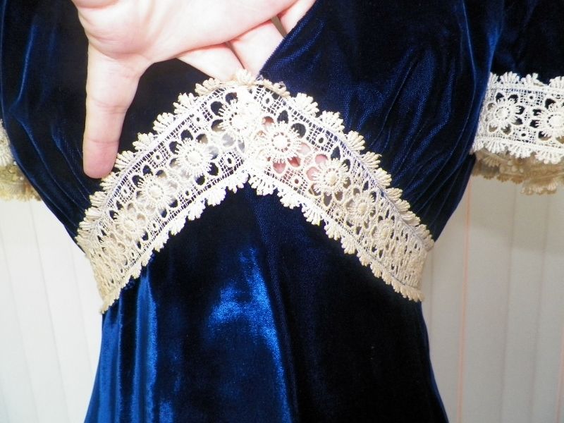 1970s Royal Blue Velvet Gown 1970s Royal Blue Velvet Gown
