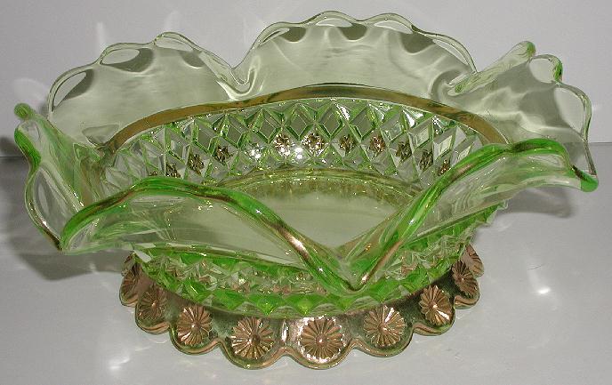 Exquisite Diamond Quilted Green Glass Footed Bowl Ruffled Rim Cut Gold Flowers Exquisite Diamond Quilted Green Glass Footed Bowl Ruffled Rim Cut Gold Flowers