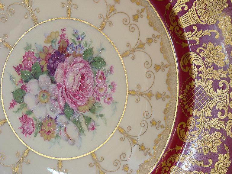Wonderful Rosenthal Bavaria Ivory 10.5" Gold encrusted Burgundy Plate Pattern #5956 , Wonderful Rosenthal Bavaria Ivory 10.5" Gold encrusted Burgundy Plate Pattern #5956 ,