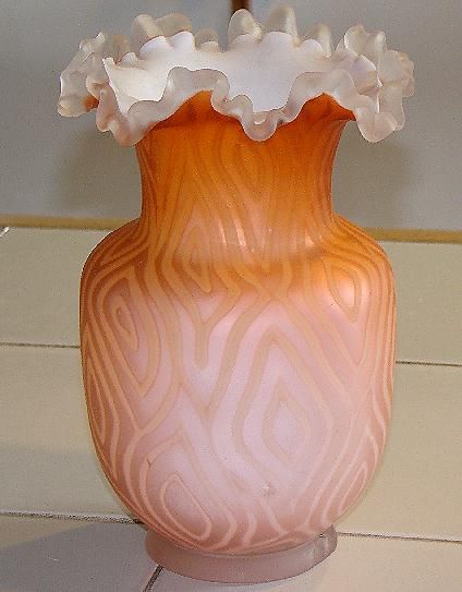 Phenomenal Crested Cased Opalescent Diamond Quilted Satin Glass Vase Salmon To Pink Phenomenal Crested Cased Opalescent Diamond Quilted Satin Glass Vase Salmon To Pink