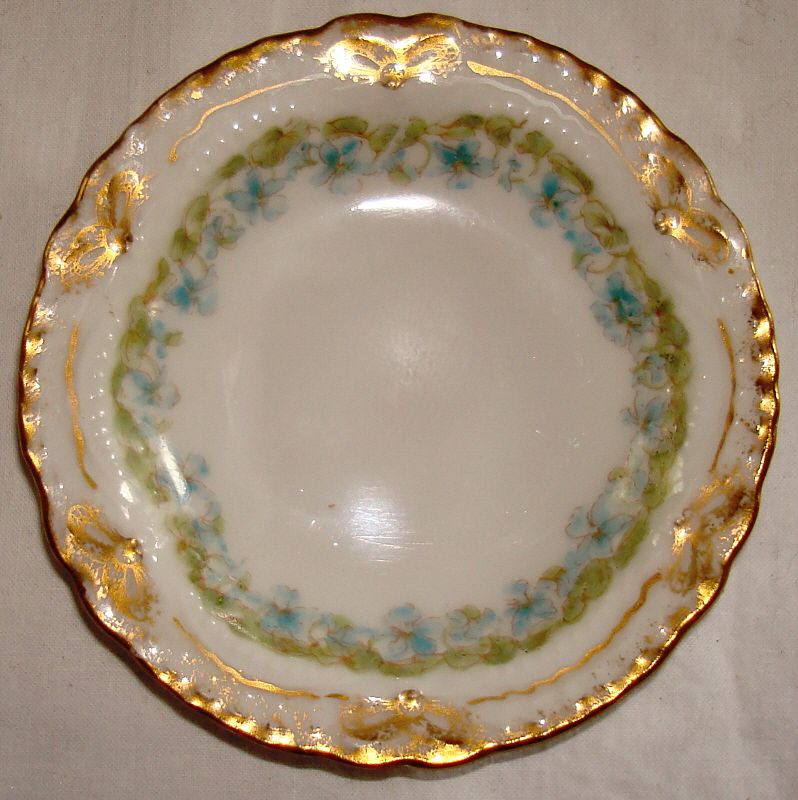 Haviland Limoges Violet Butter pat Haviland Limoges Violet Butter pat