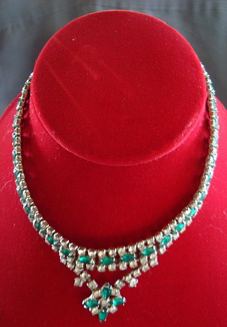 Vintage Clear & Emerald Rhinestone Necklace Vintage Clear & Emerald Rhinestone Necklace