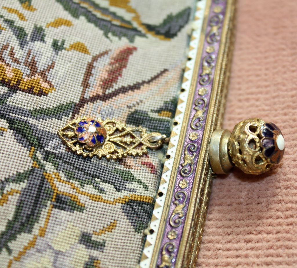 Fine Petit Point Purse With Birds and Flowers and Enameled Frame Fine Petit Point Purse With Birds and Flowers and Enameled Frame