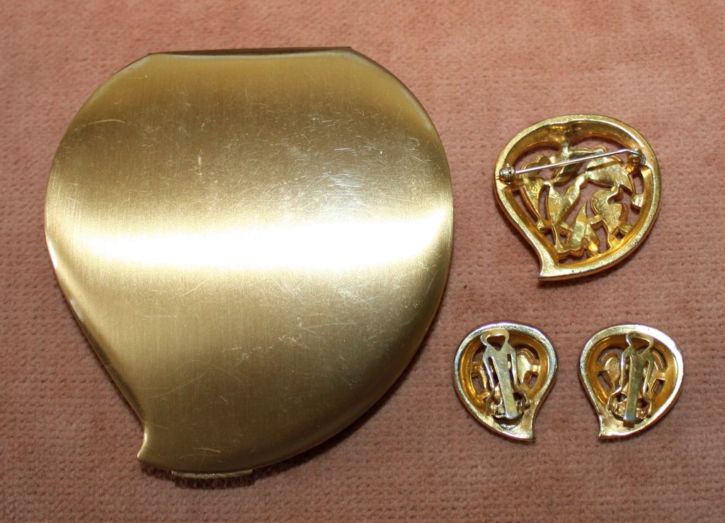 Rare Elgin American Jeweled Compact, Pin and Earring Set in Original Box Rare Elgin American Jeweled Compact, Pin and Earring Set in Original Box