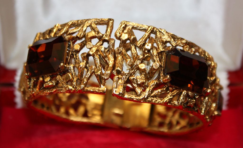Vintage Hawthorne Watch In a Gorgeous Jeweled Hinged Bangle with Original Box Vintage Hawthorne Watch In a Gorgeous Jeweled Hinged Bangle with Original Box