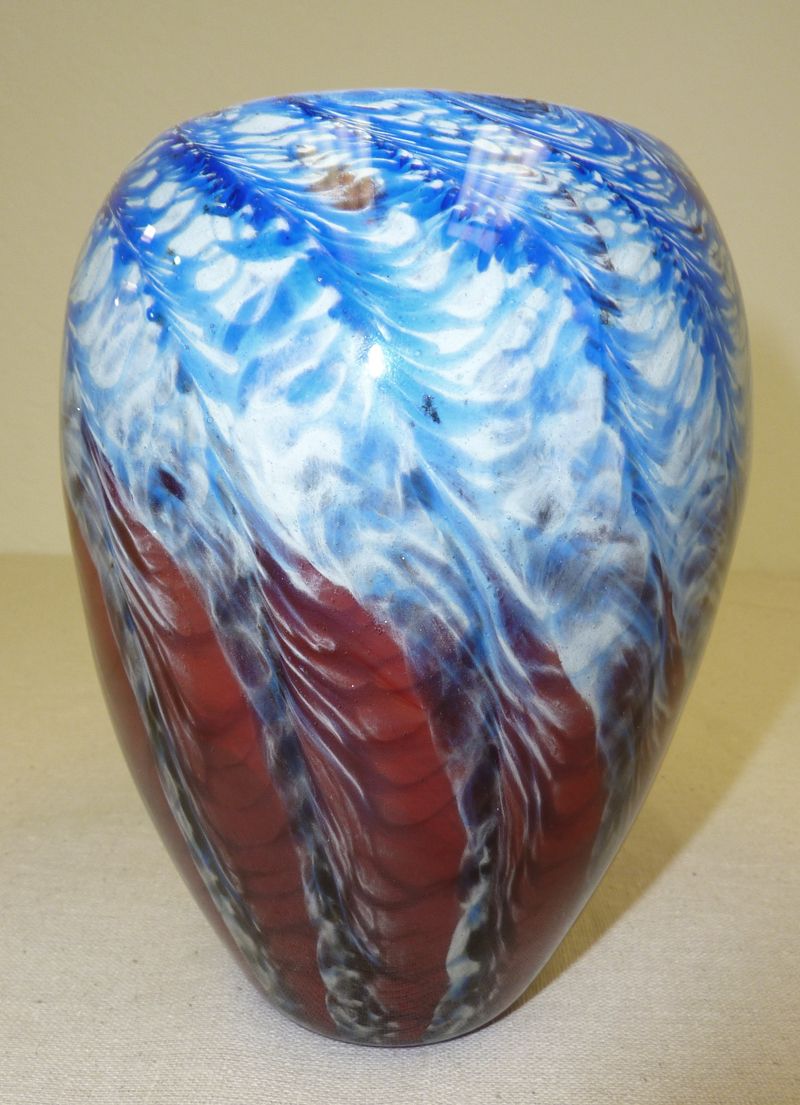 Art glass vase signed Hicks Art glass vase signed Hicks