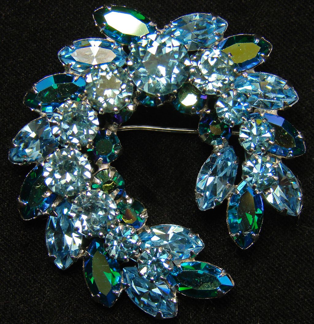 Vintage Sherman Light Blue Rhinestone Brooch // 1960s Crescent Laurel Design Signed Vintage Sherman Light Blue Rhinestone Brooch // 1960s Crescent Laurel Design Signed