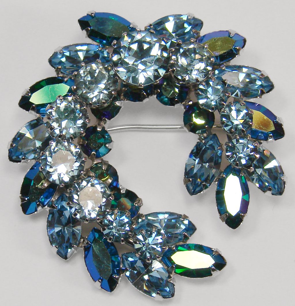 Vintage Sherman Light Blue Rhinestone Brooch // 1960s Crescent Laurel Design Signed Vintage Sherman Light Blue Rhinestone Brooch // 1960s Crescent Laurel Design Signed