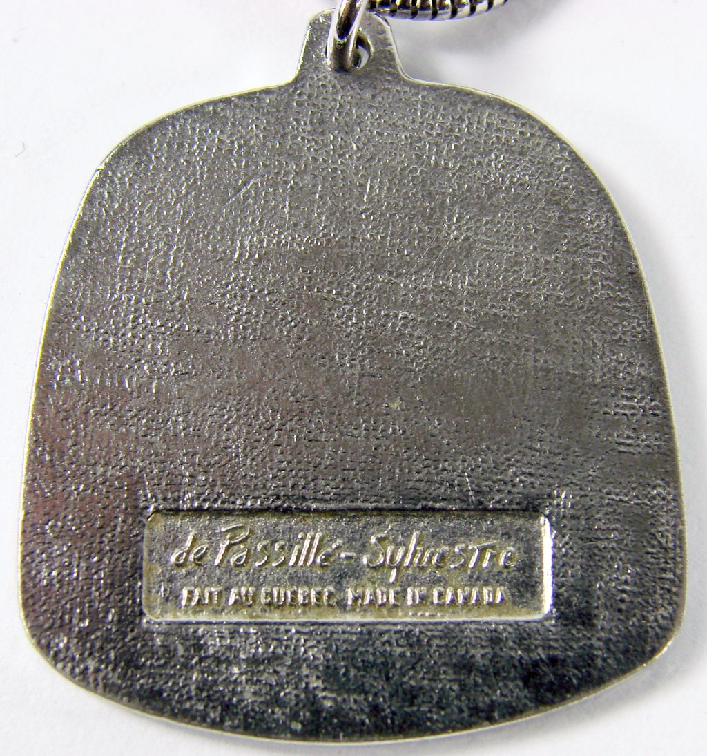 Modernist de Passille Sylvestre Enamel Pendant Necklace // Abstract Lady Design Quebec Artisans Modernist de Passille Sylvestre Enamel Pendant Necklace // Abstract Lady Design Quebec Artisans