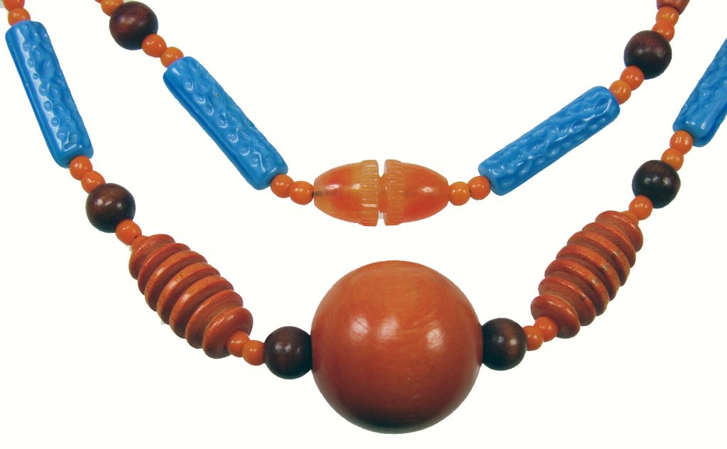 Vintage 1930s Wood & Glass Necklace // Depression Era Orange & Blue Beads Vintage 1930s Wood & Glass Necklace // Depression Era Orange & Blue Beads